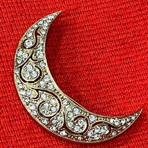 Vintage Atwood & Sawyer Swarovski Crystal Moon Crest Brooch Gold tone